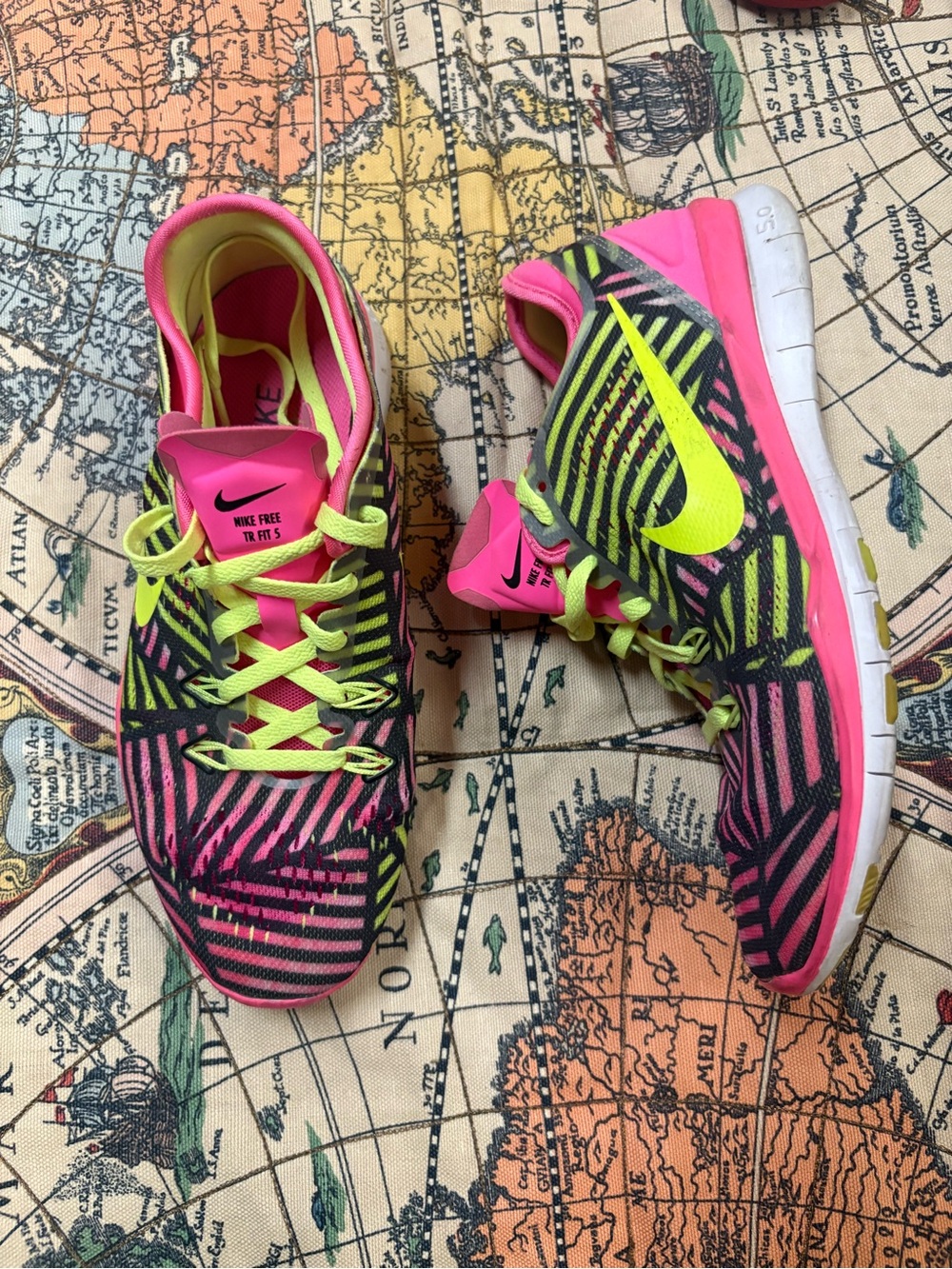 Nike Women's Pink & Neon Green Patterned Running Shoes